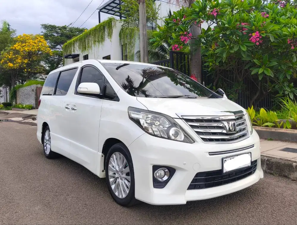 Toyota Alphard SC + Heater 2013 2013 Facelift Putih Like New