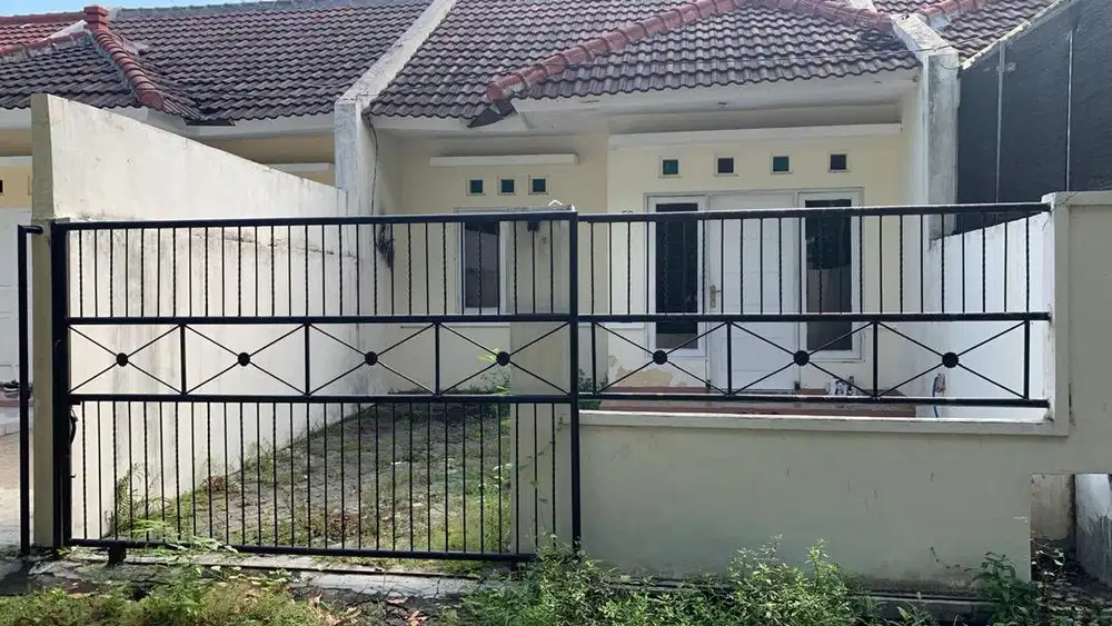 Rumah 1 lantai strategis dekat MERR, 2 KT, 1 KM