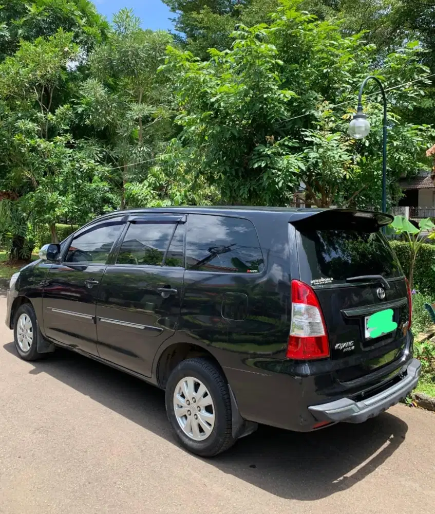 Toyota Kijang Innova 2013 Bensin