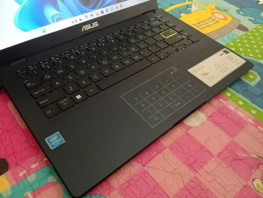 Laptop asus vivobook 14