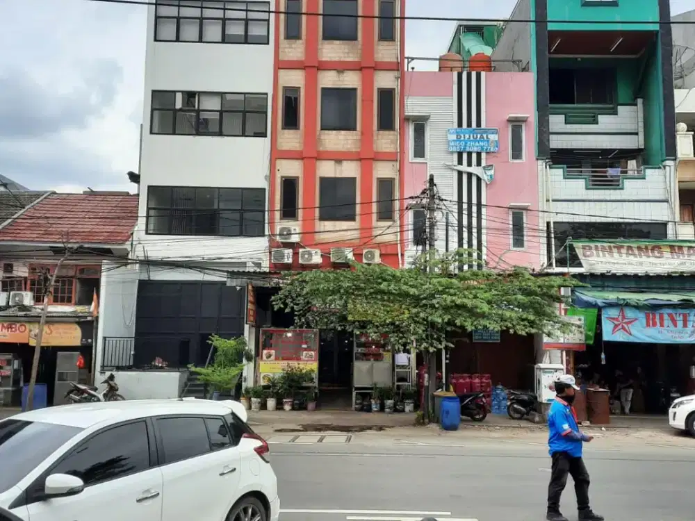 DIJUAL RUKO MUARA KARANG RAYA, PENJARINGA, JAKARTA UTARA, 4,5 LANTAI, HADAP SELATAN