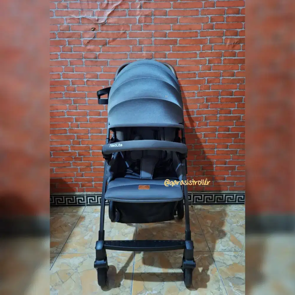 Stroller baby elle Neolite seri terbaru