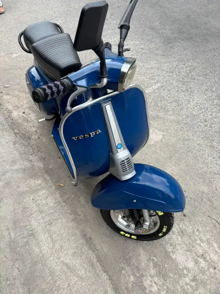 Vespa P100TS PTS Biru Malam