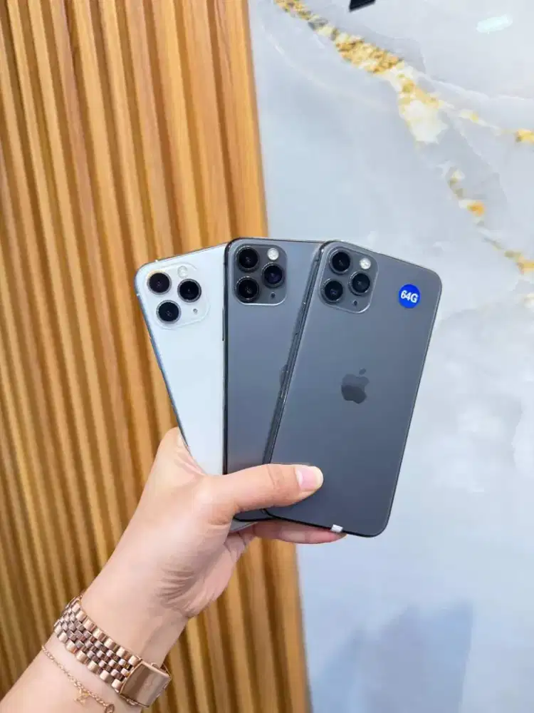 iPhone 11 Pro 64 & 256 GB