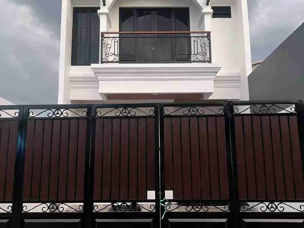 rumah baru 2 lantai siap huni di Jatiwaringin