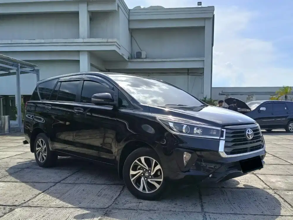 Toyota Kijang Innova V 2.4 Diesel 2022