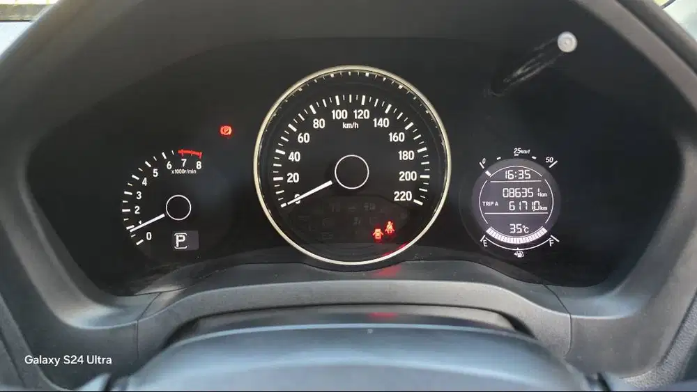 Jual HRV  E CVT matic