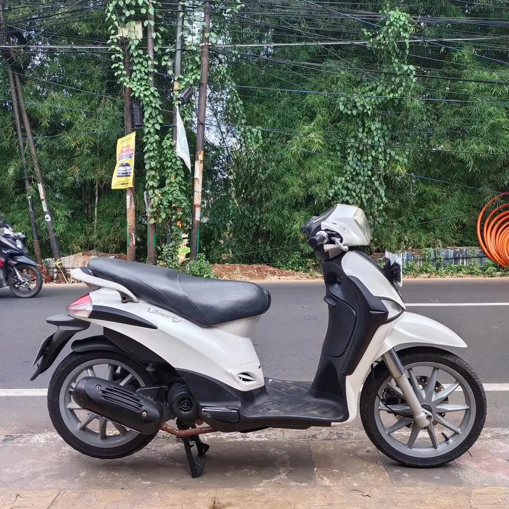 Piaggio Liberty  2012 Orisinil lengkap Bagus