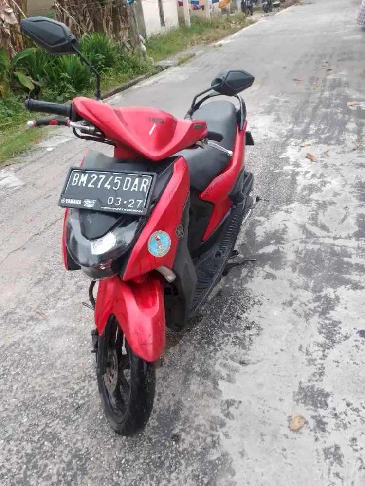 Yamaha gear 125 warna merah thn 2022
