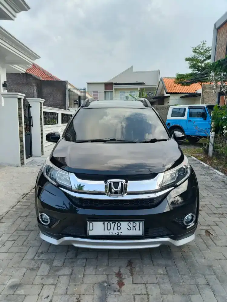 Mobil honda BRV