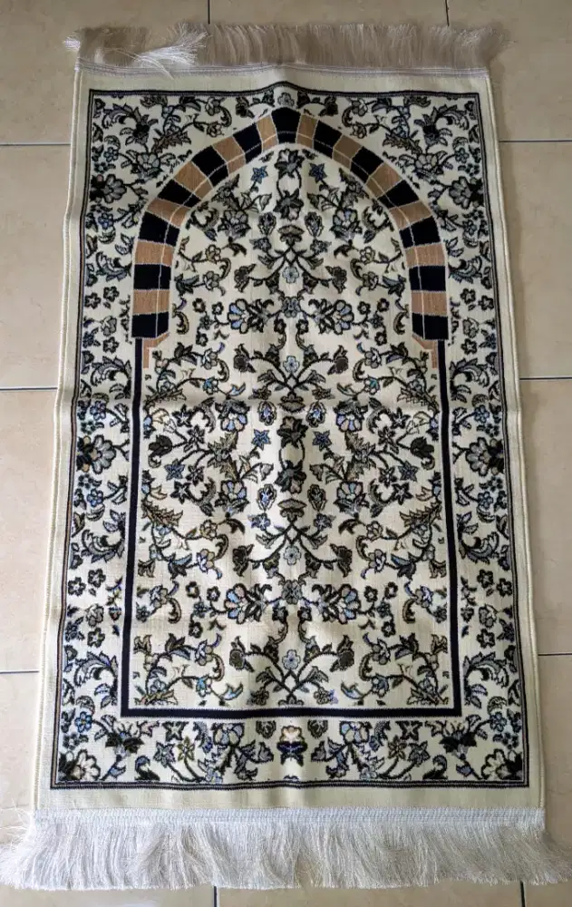 Sajadah Premium Besar Mada uk. 68x110cm