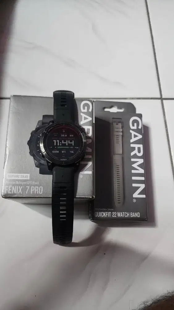 Garmin Fenix 7 Pro Saphire Solar 47mm jam tangan sport