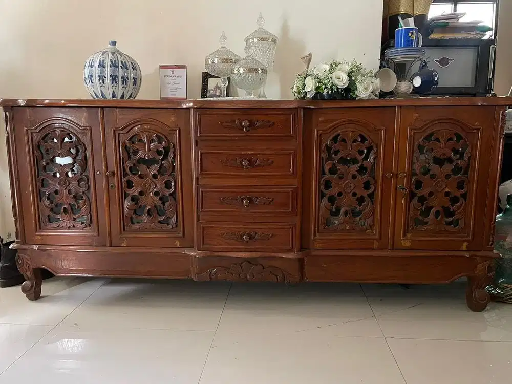Meja Buffet Kayu jati