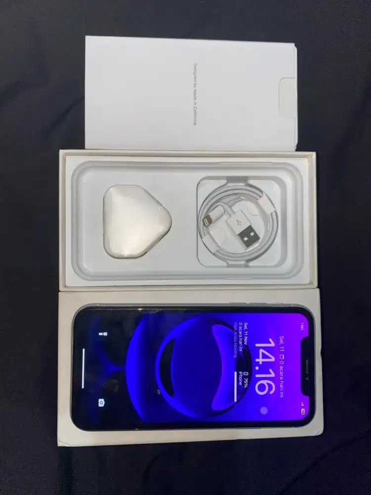 Iphone xr 64gb putih