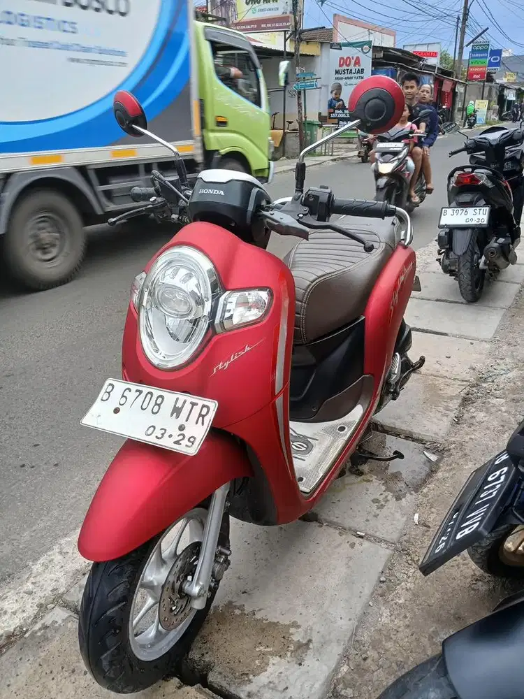 Scoopy Stylish 2019