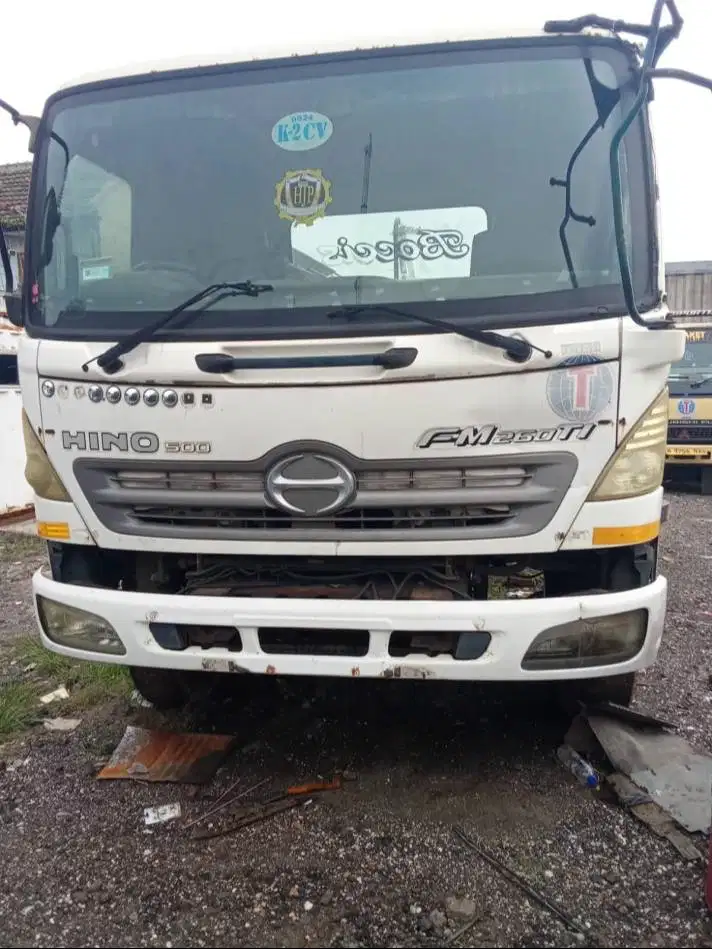 HINO FM 2602TH TAHUN 2016