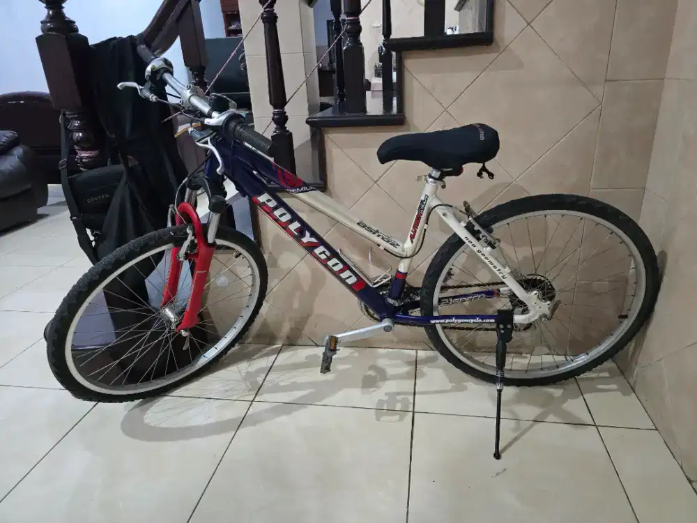 Polygon Astroz sepeda shimano tektro