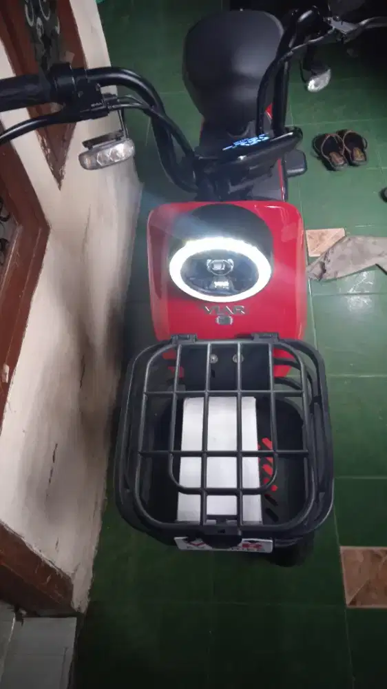 Sepeda listrik merek viar X4