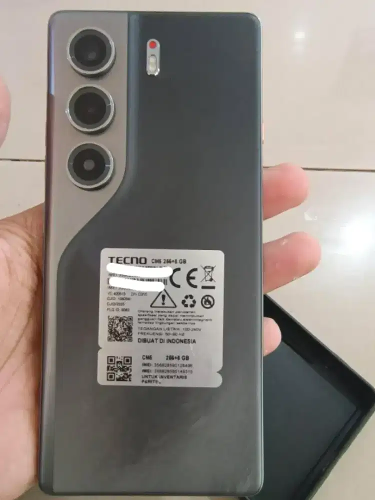 Tecno camon 40 ram 8/256