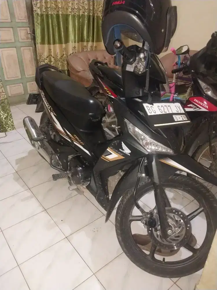 Honda supra x 125 mulus tangan pertama