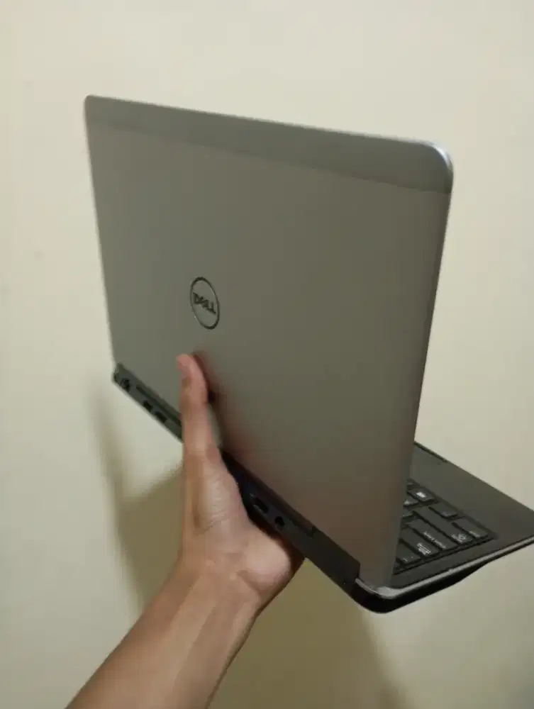 Laptop Dell Latittude E7240
