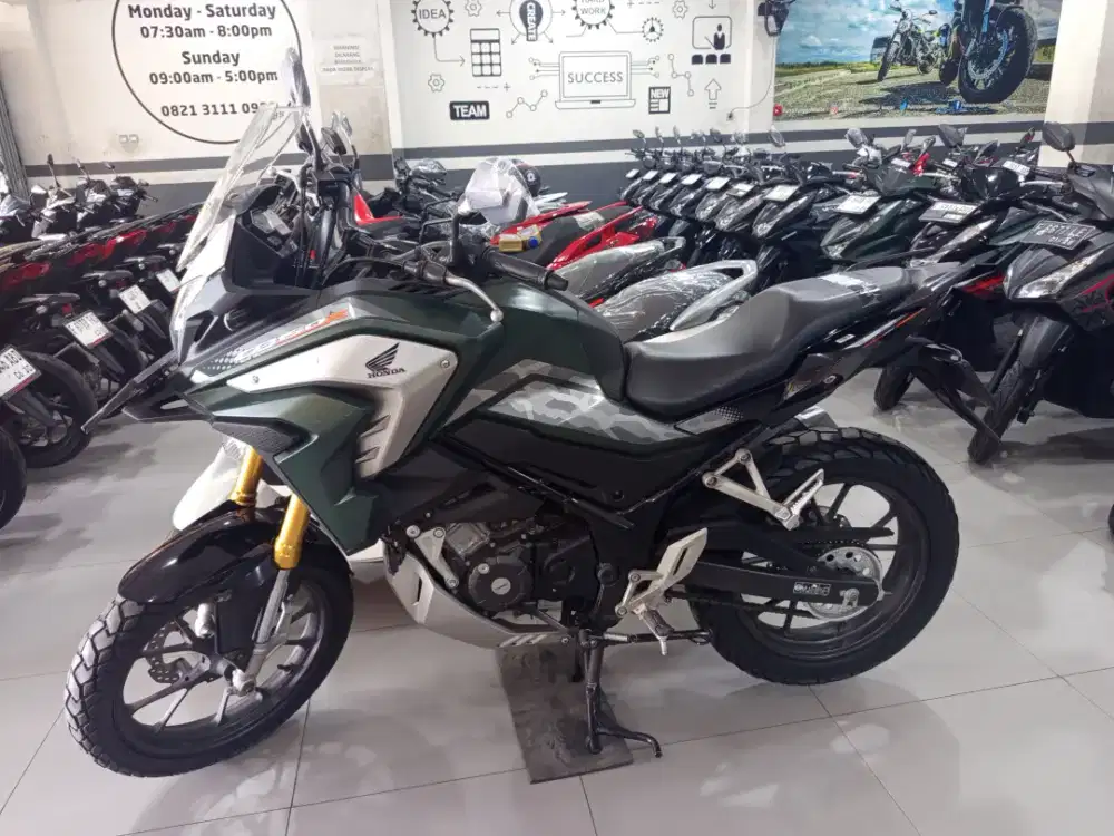 CB 150 X 2022 exlusive