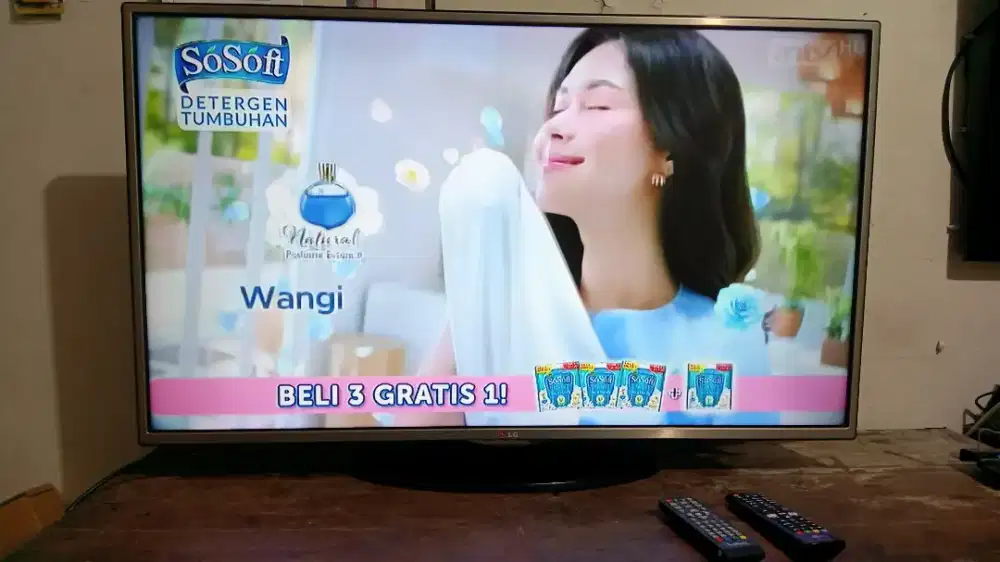 Tv LED LG 42 inch digital belum SMART TV