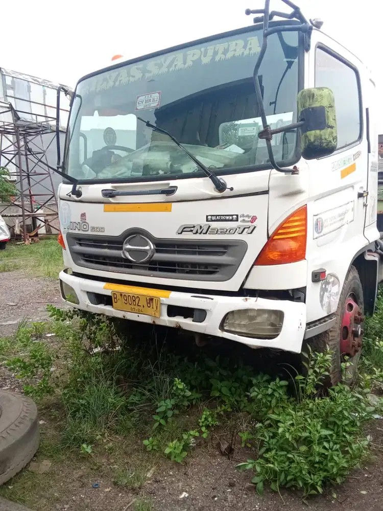 HINO FM 260TH TAHUN 2014