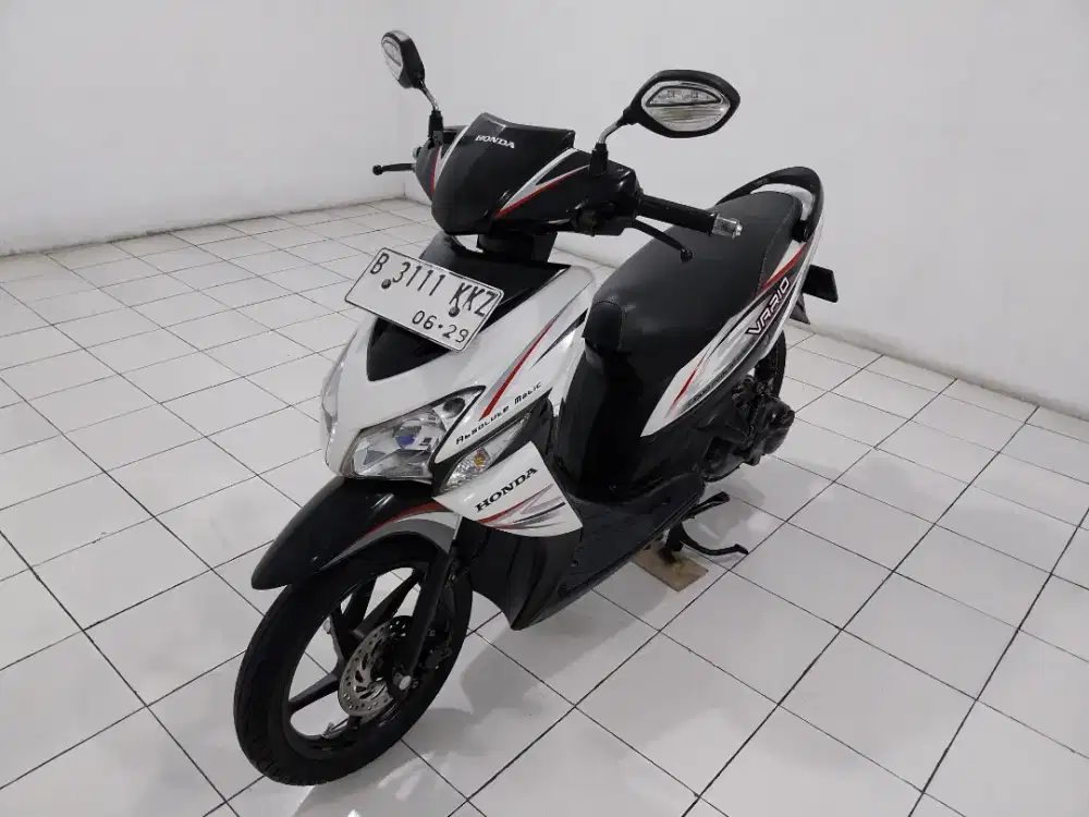 Vario 2013 pajak hidup panjang mulus