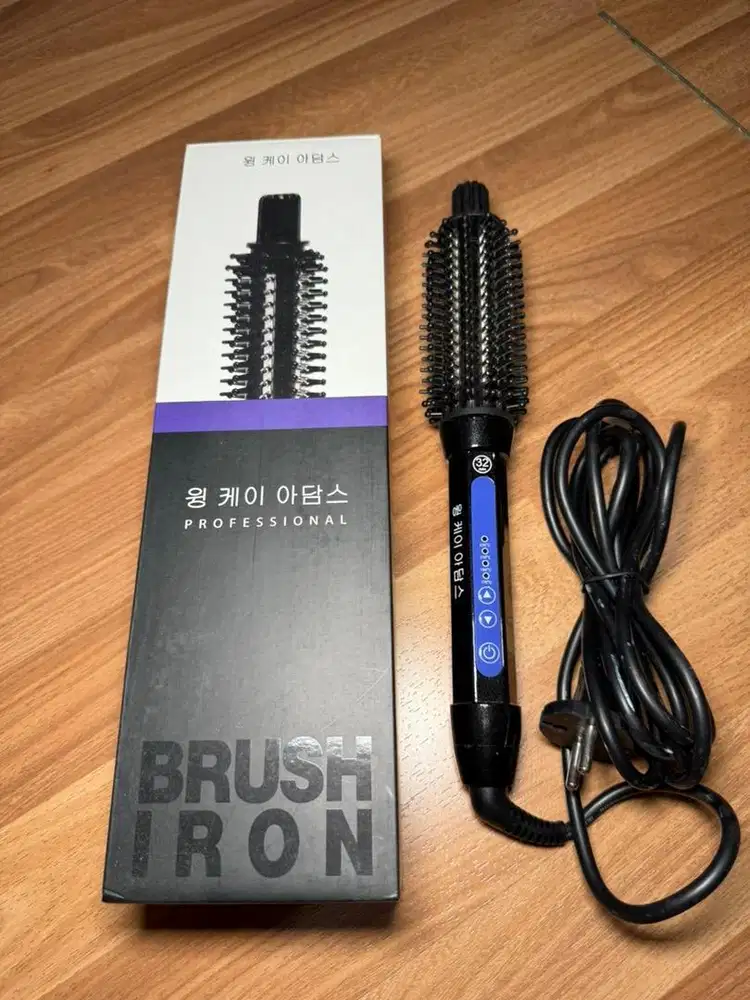 Brush iron merk korea