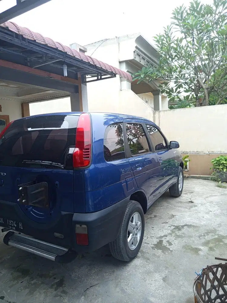 Daihatsu Taruna 2004 Bensin