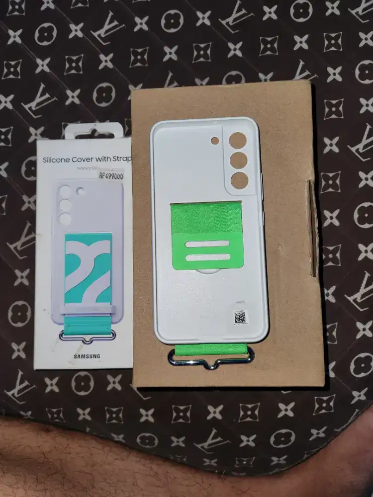 Silicone Case With Strap Original Samsung S22 5G
