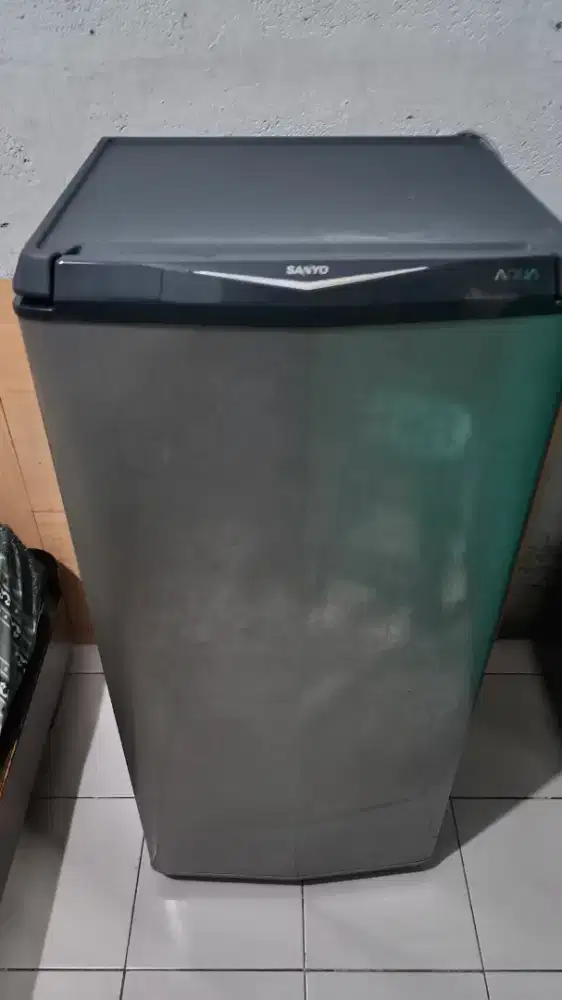 Kulkas Sanyo Aqua 1 pintu