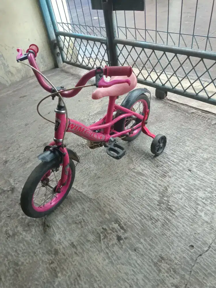 Sepedah anak ukuran 12x175 siap goes