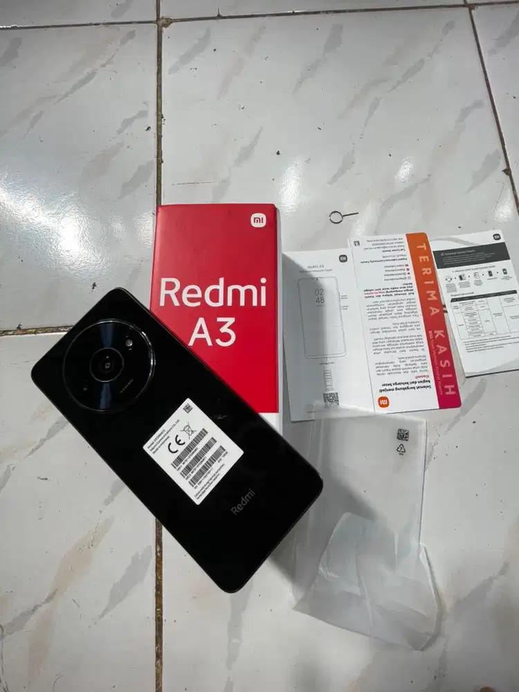 Redmi A3 ram 4/128 like new