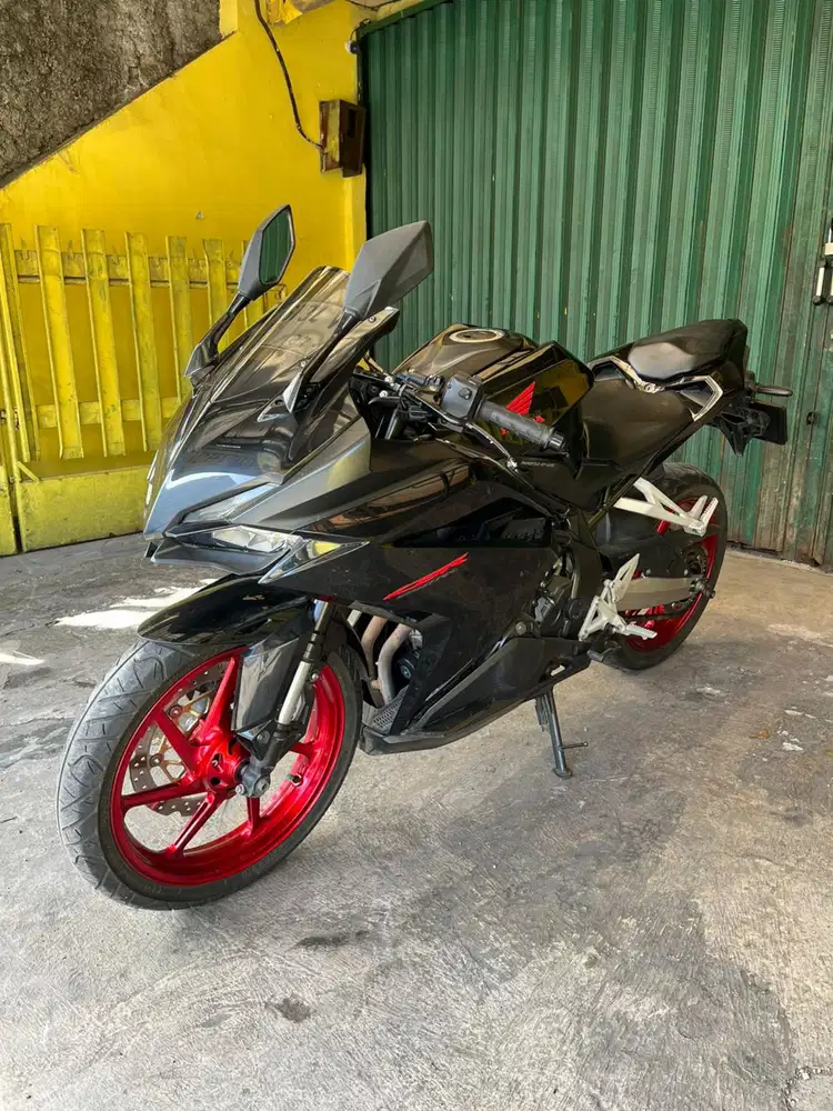 Honda CBR 250 2019 mulus