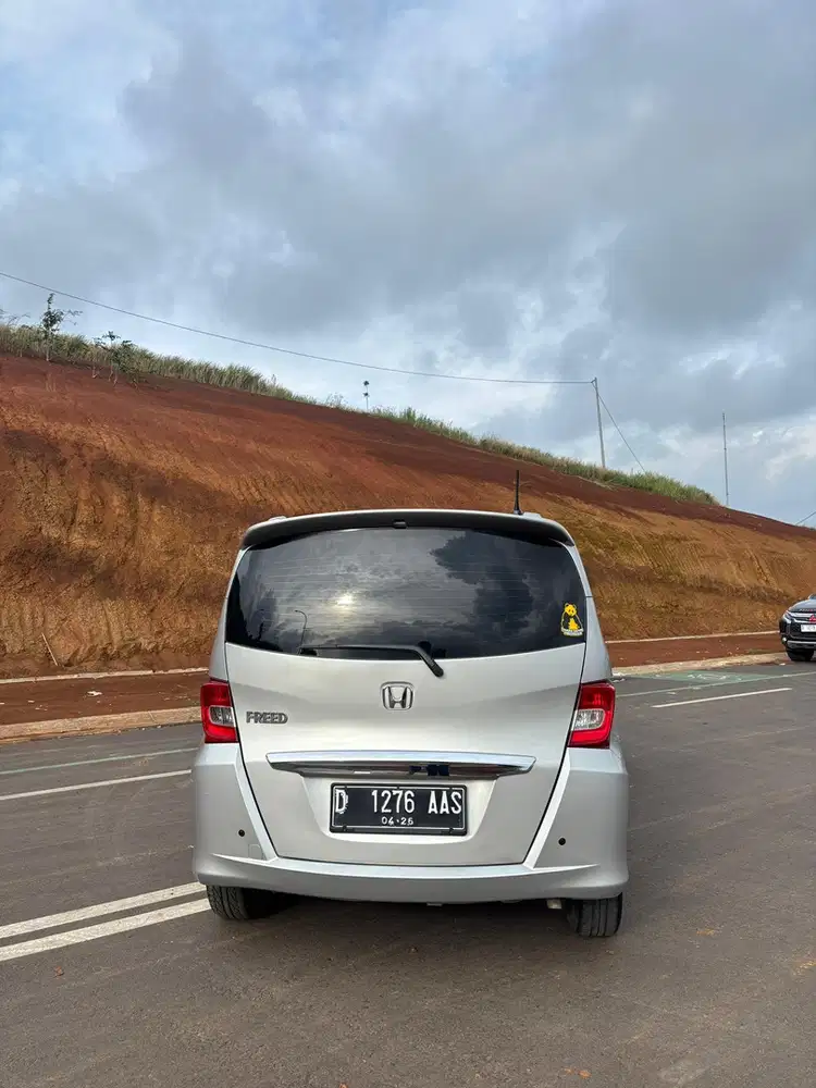 Honda Freed 2013 Bensin