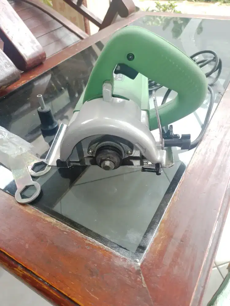 Mesin potong keramik marble tile cutter