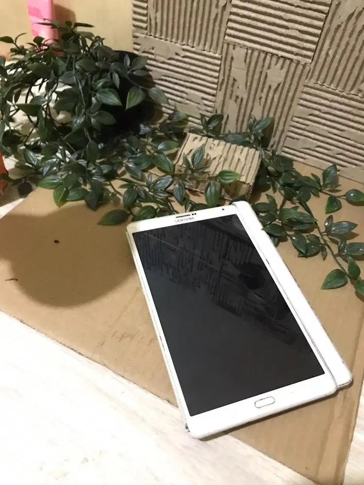 Samsung tabs 8.1 inch T705