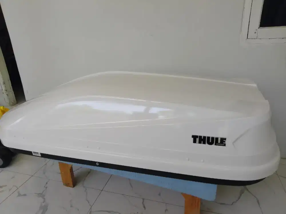 Roofbox / roof box Thule touring M 200 original