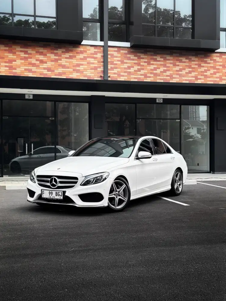 Cash low km Mercedes Benz C300 AMG 2018  C250 2017 mercy 2019