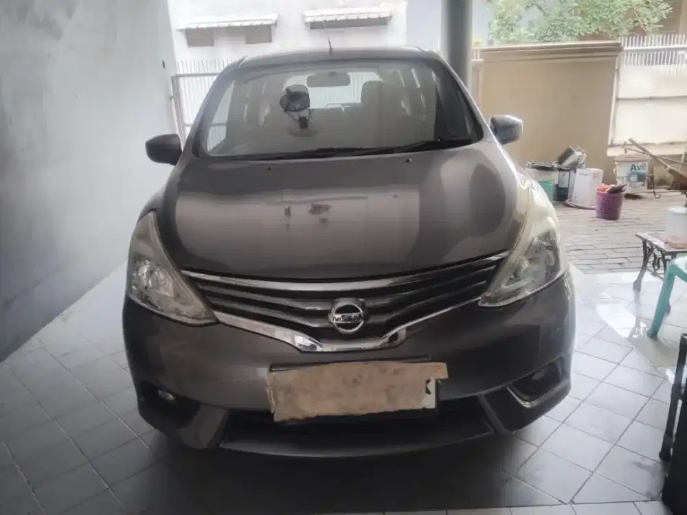 Nissan grand livina xv/at/2014/2013