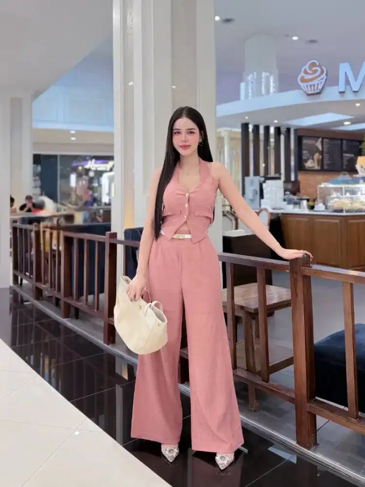 Di cari host live daerah cikupa tangerang