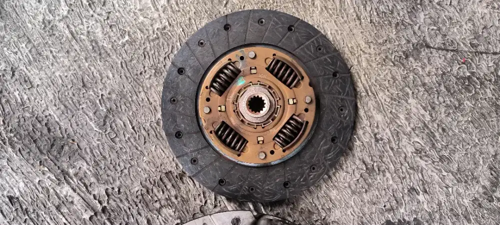 kanvas kopling chevrolet spin ltz 1.5 masih bagus