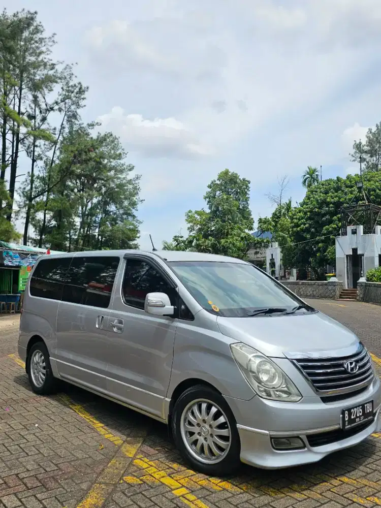 Hyundai H1 Diesel Matic Nyaman Lega