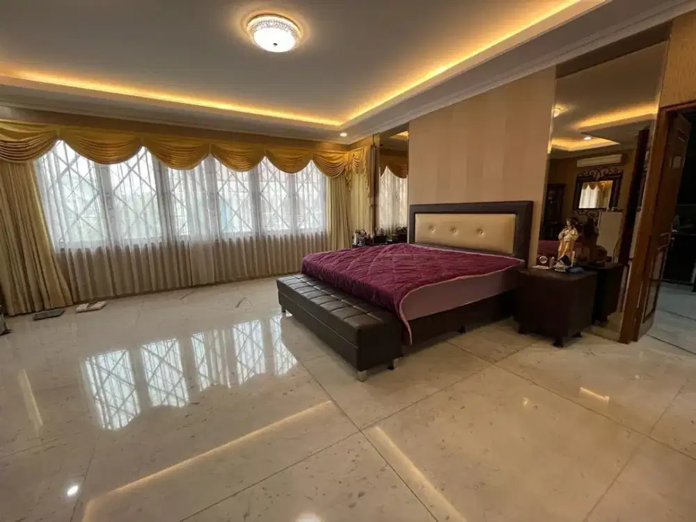 Dijual Cepat Rumah 2 lantai di Pluit LT 325m2, SHM