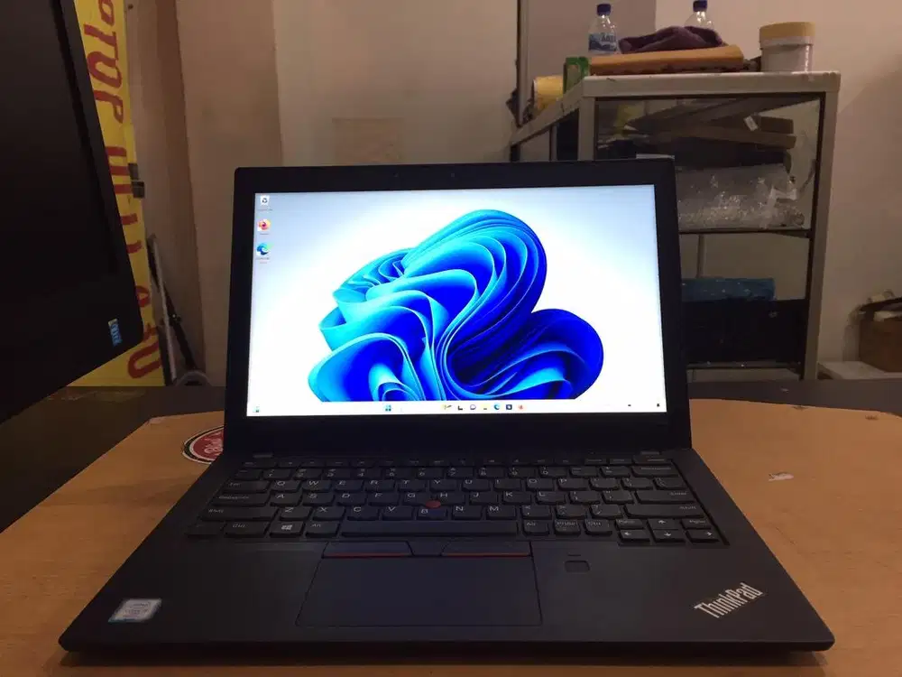 Lenovo ThinkPad X280 Core i5Gen8 Ram 16GB SSD 256GB Touch Slim Mulus