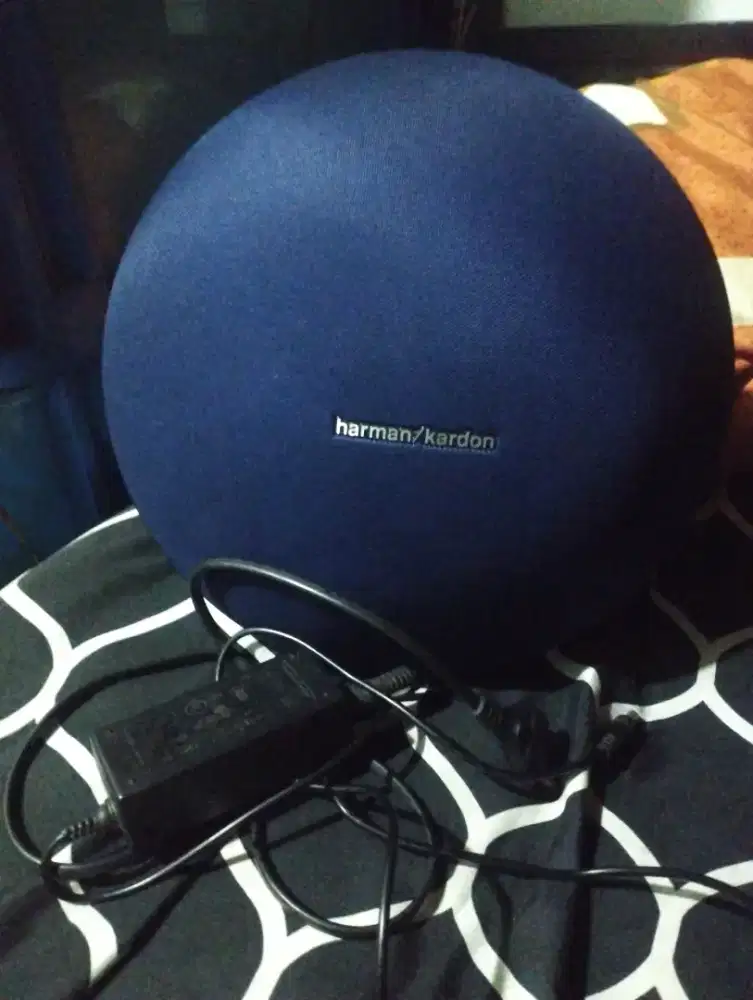 HARMAN KARDON ONYX STUDIO 4