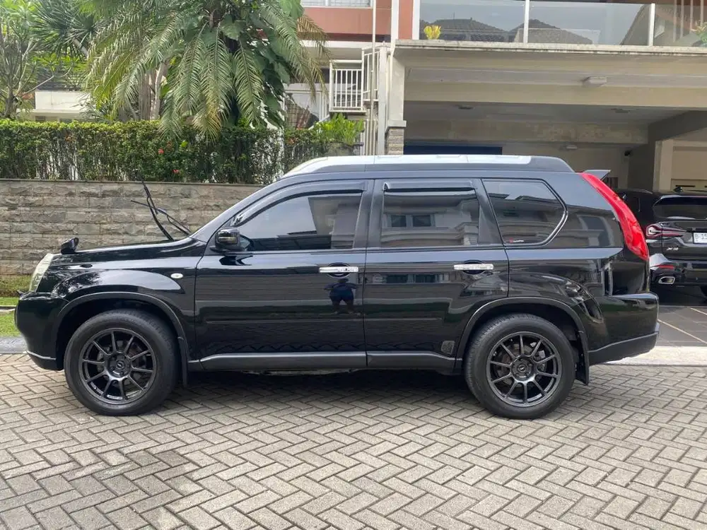 Nissan Xtrail XT T31 Tahun 2009 - Black - Tangan pertama