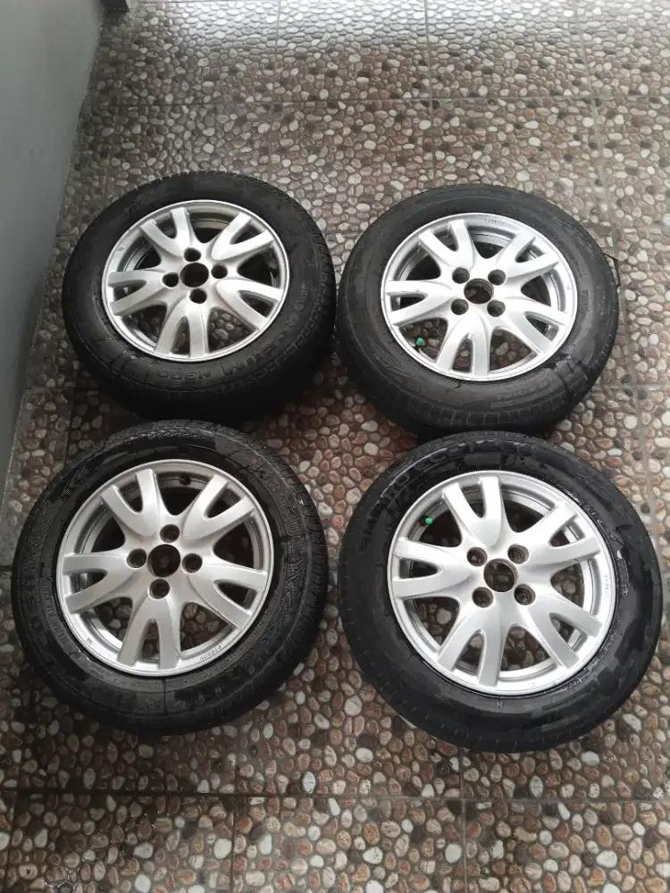 Velg R14 OEM BRIO